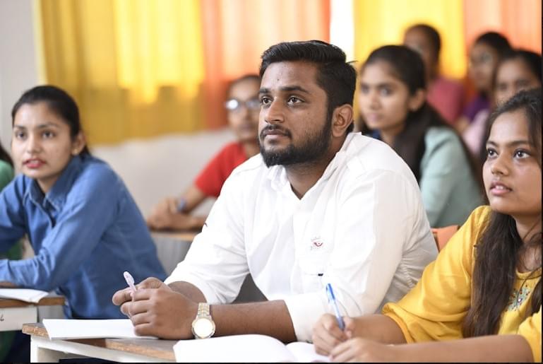 Indrashil University Rajpur Kadi Classrooms photo 3